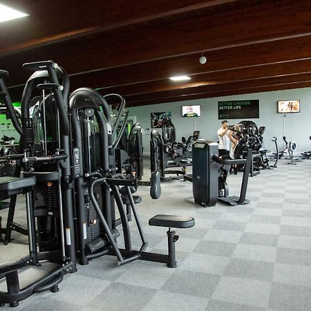 Flat 2, The Old Antiques Warehouse - Free Off-Site Health Club Access With Pool, Sauna, Steam Room & Gym Bowness-on-Windermere Bagian luar foto